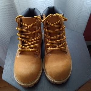 Little kid boots